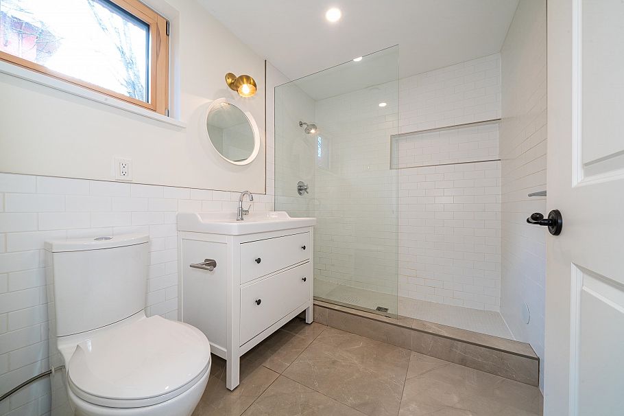 2311 Turner Street Vancouver, BC - 38