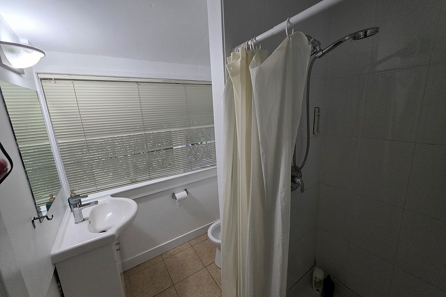 345 W 13th Avenue Vancouver, BC - 14