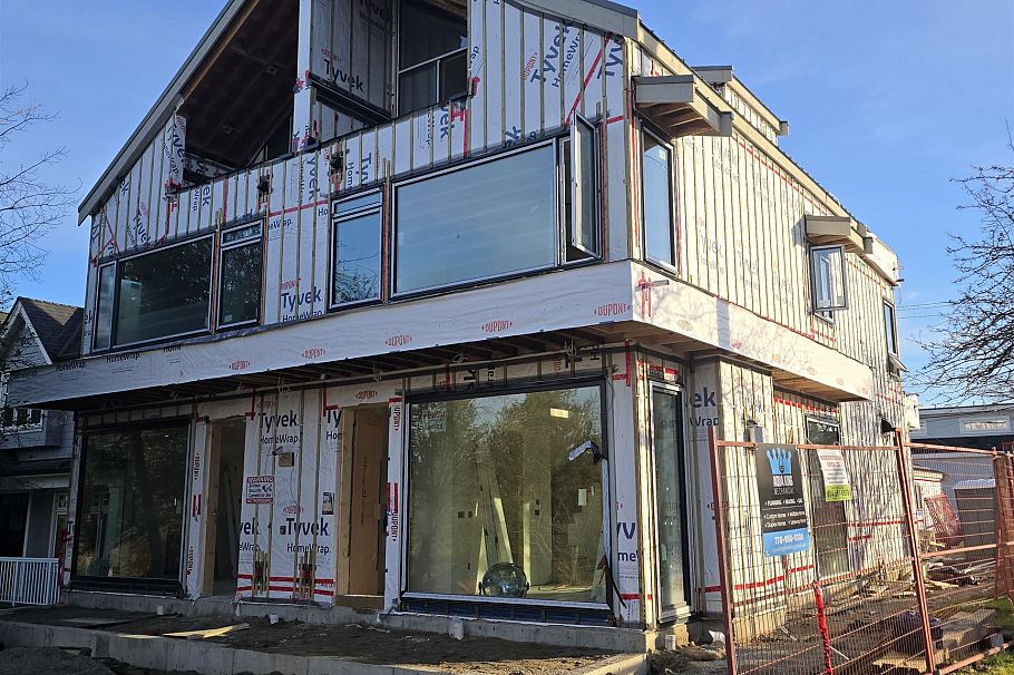 1 98 W 37th Avenue Vancouver, BC - 30