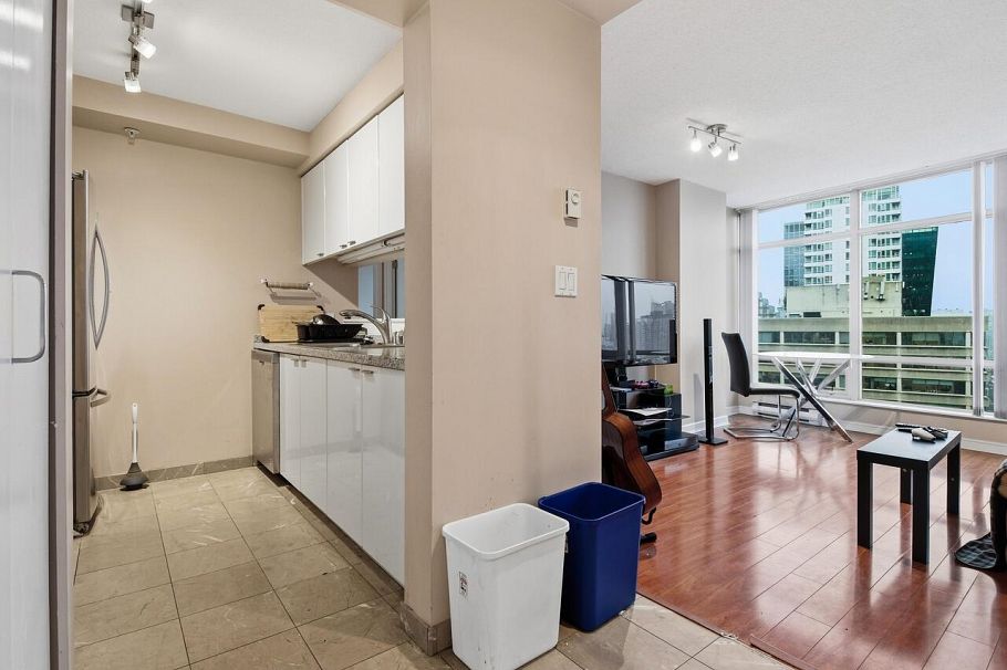 2101 1200 Alberni Street Vancouver, BC - 6