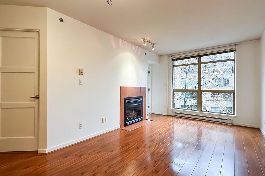 511 819 Hamilton Street Vancouver, BC - 9