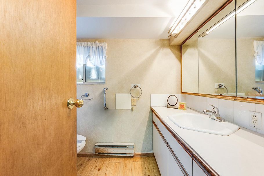 2804 Euclid Avenue Vancouver, BC - 28