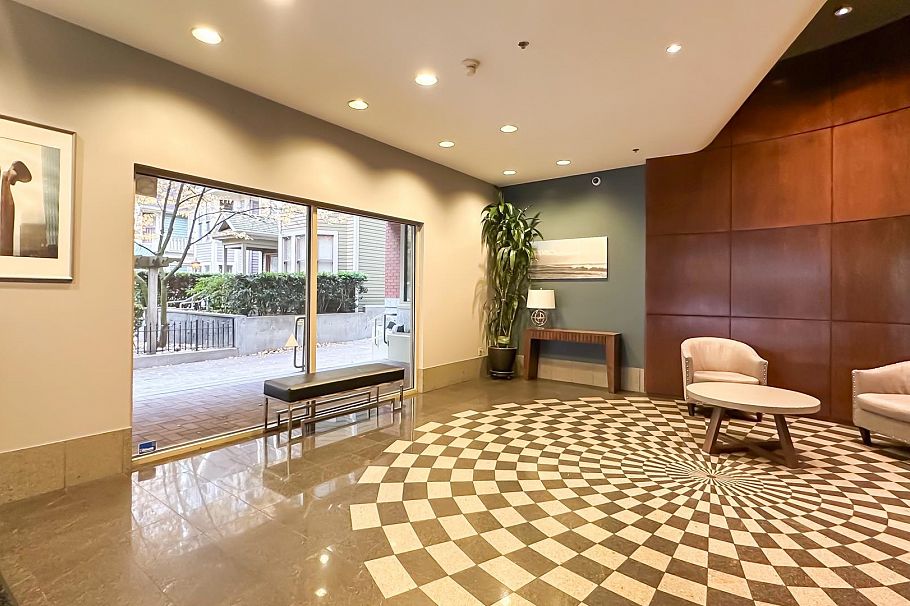 511 819 Hamilton Street Vancouver, BC - 20