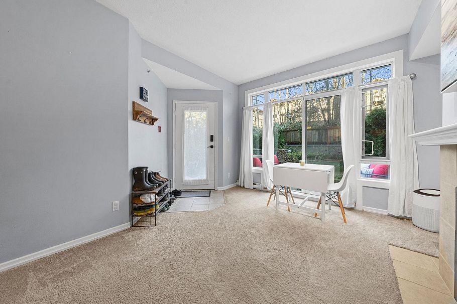 215 3600 Windcrest Drive North Vancouver, BC - 7