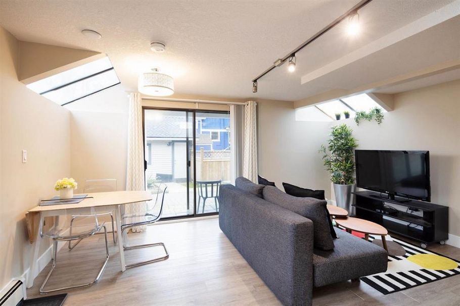 195 W 12 Avenue Vancouver, BC - 24