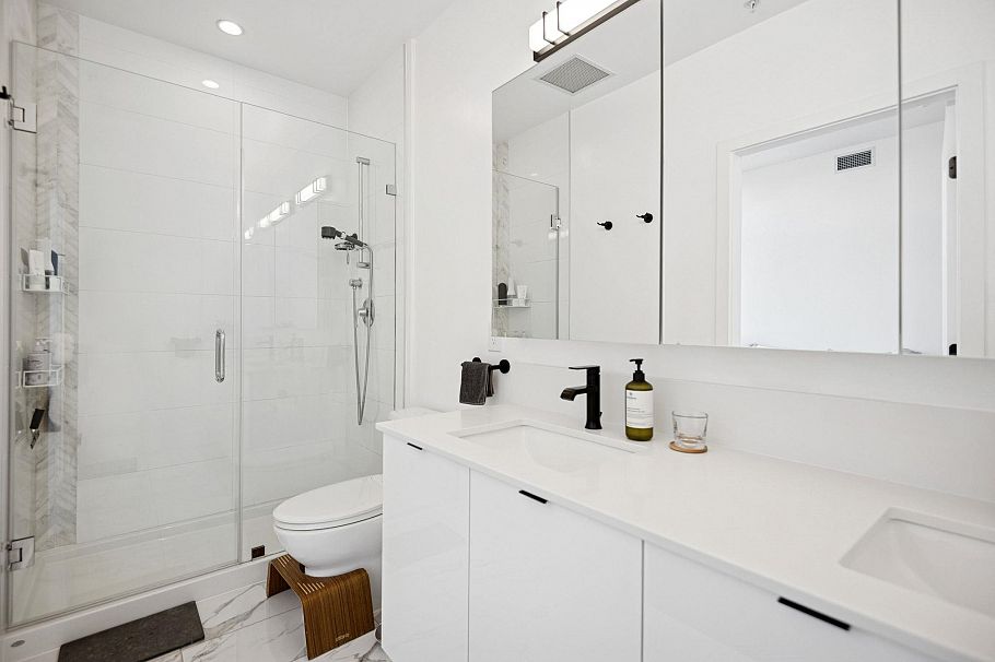 PH1 2455 Kingsway Vancouver, BC - 12