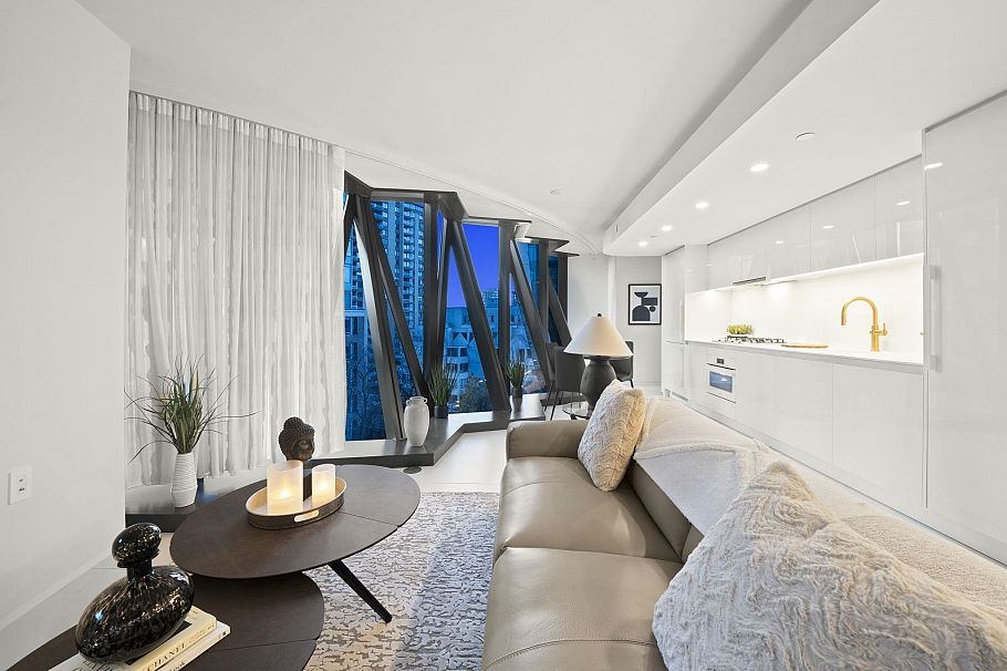 703 1033 Nelson Drive Vancouver, BC - 7