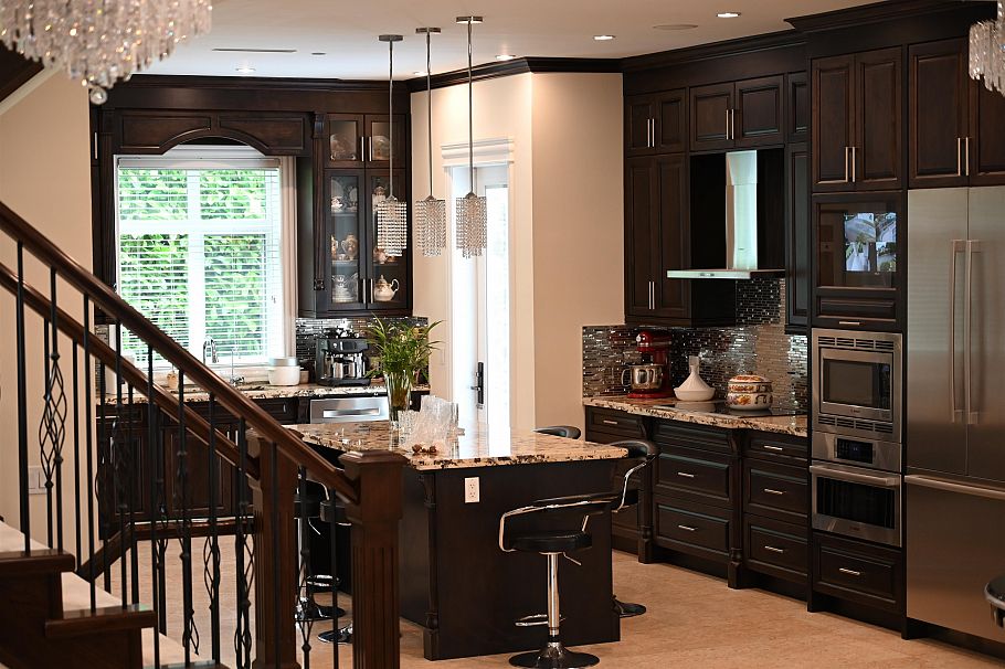 1985 W 52nd Avenue Vancouver, BC - 4