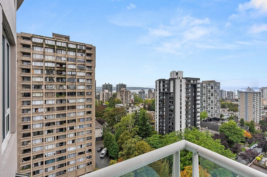 1607 1277 Nelson Street Vancouver, BC - 16