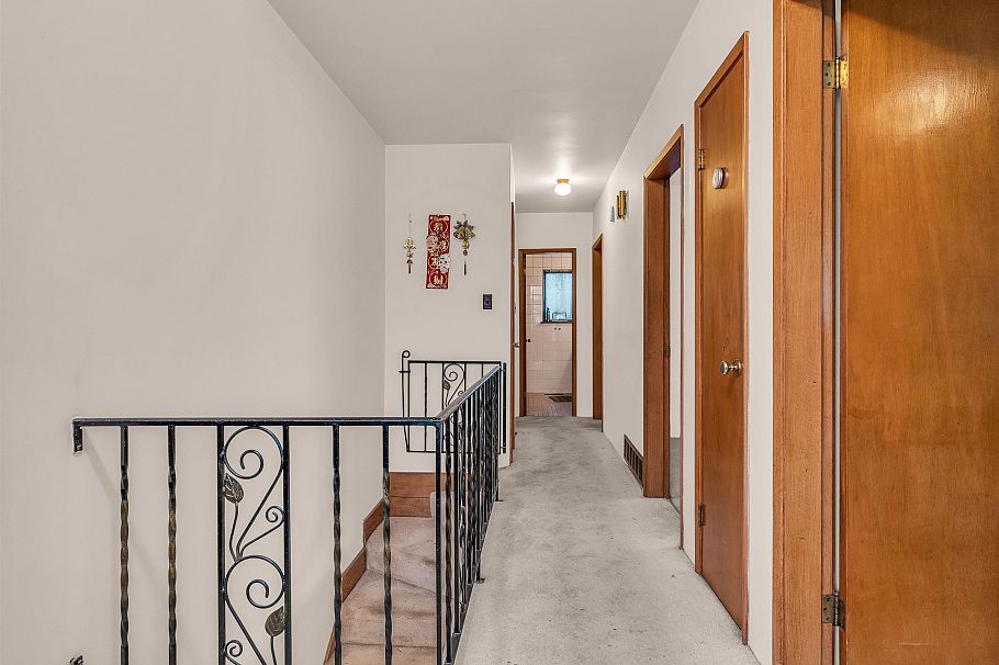 409 E 63rd Avenue Vancouver, BC - 9