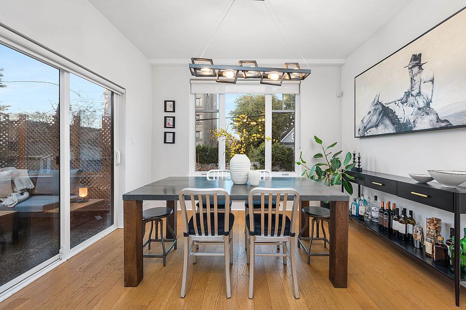 323 E 7th Avenue Vancouver, BC - 5