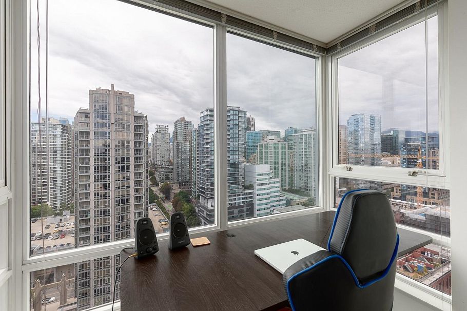 2710 928 Beatty Street Vancouver, BC - 13