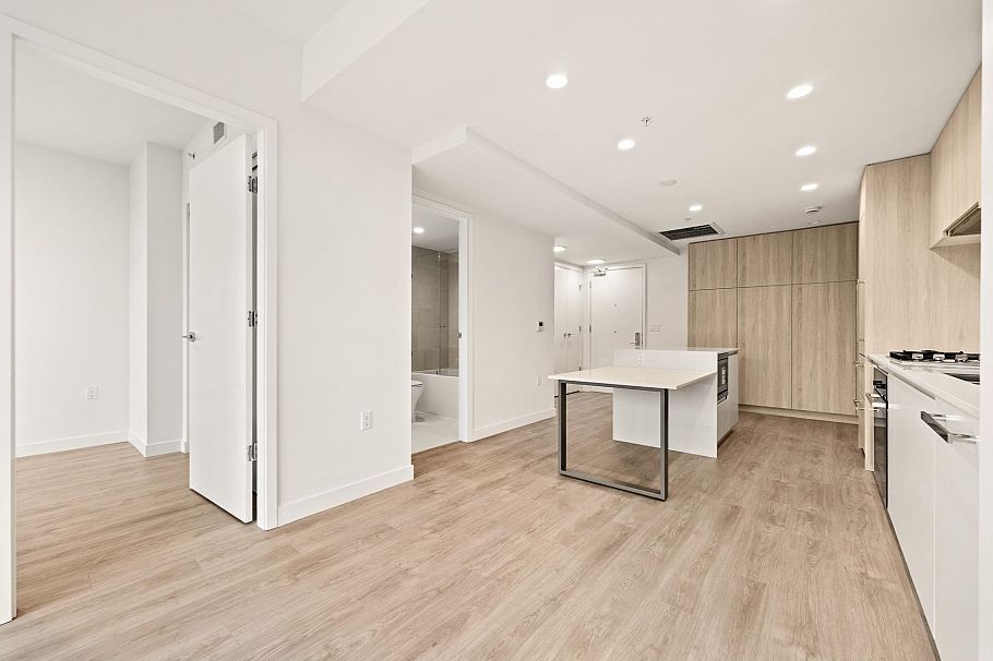 220 1981 Macdonald Street Vancouver, BC - 11