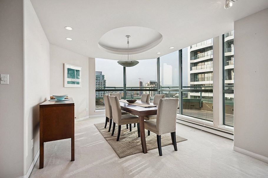 PH 3-4 1383 Howe Street Vancouver, BC - 4