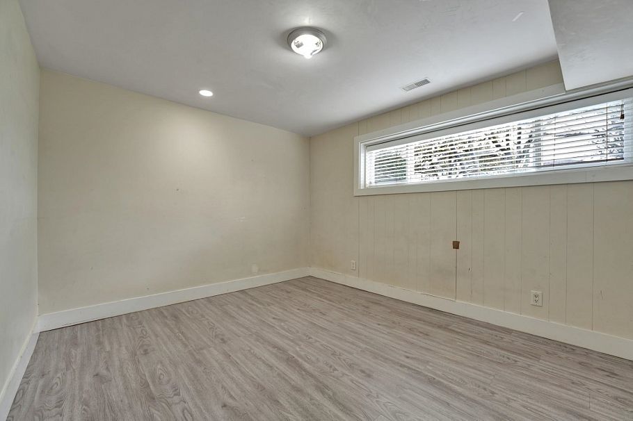 6805 Sherbrooke Street Vancouver, BC - 27