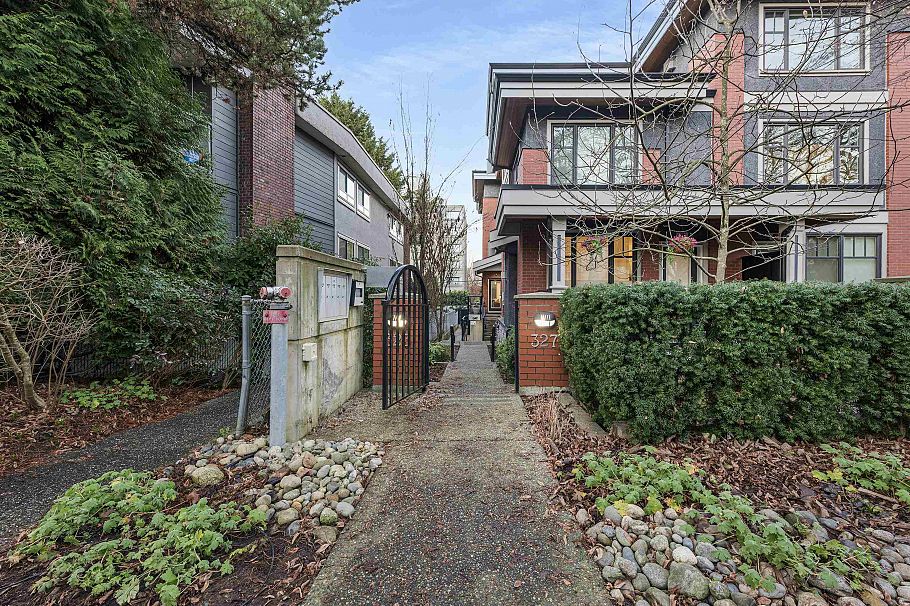 323 E 7th Avenue Vancouver, BC - 25