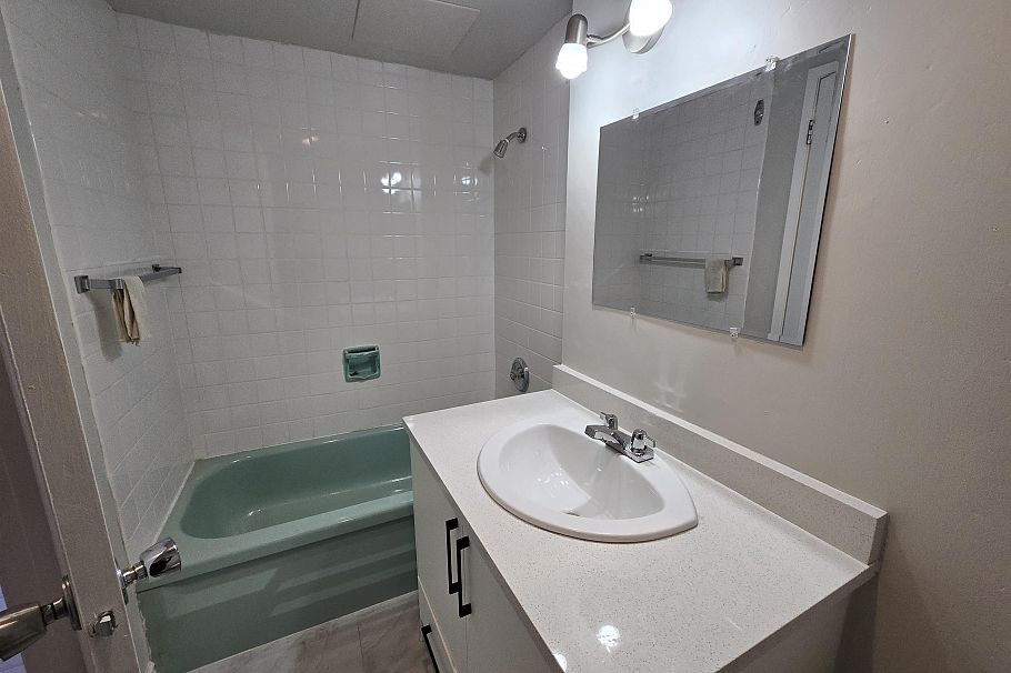 304 1219 Harwood Street Vancouver, BC - 13