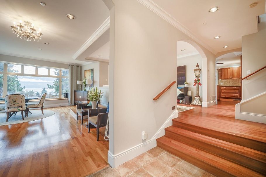 1822 Sasamat Street Vancouver, BC - 30