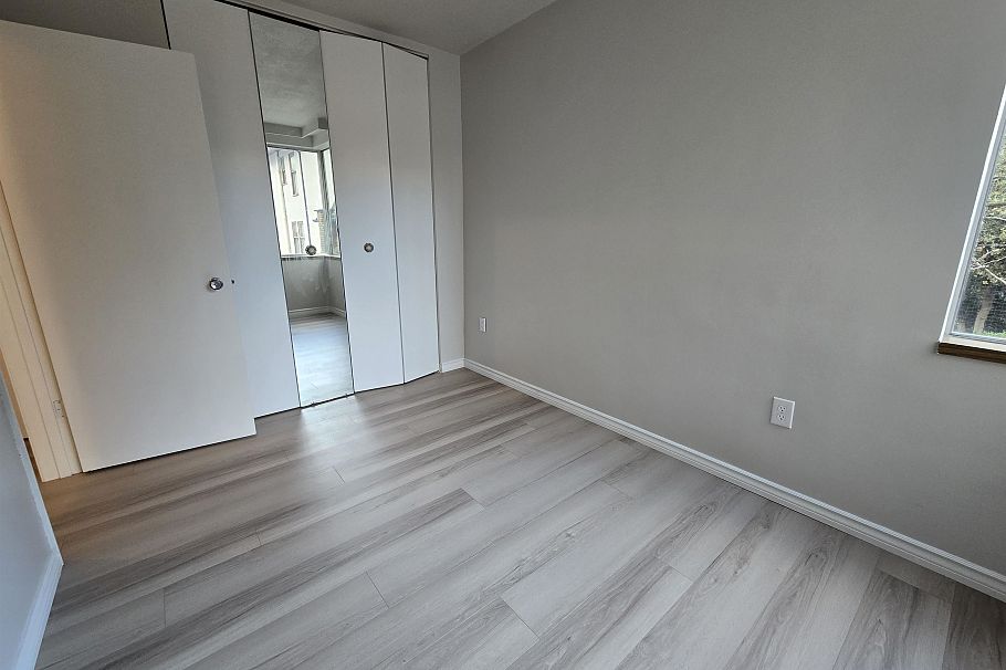 304 1219 Harwood Street Vancouver, BC - 11