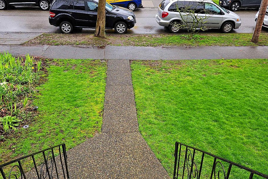 3161 W 6th Avenue Vancouver, BC - 25