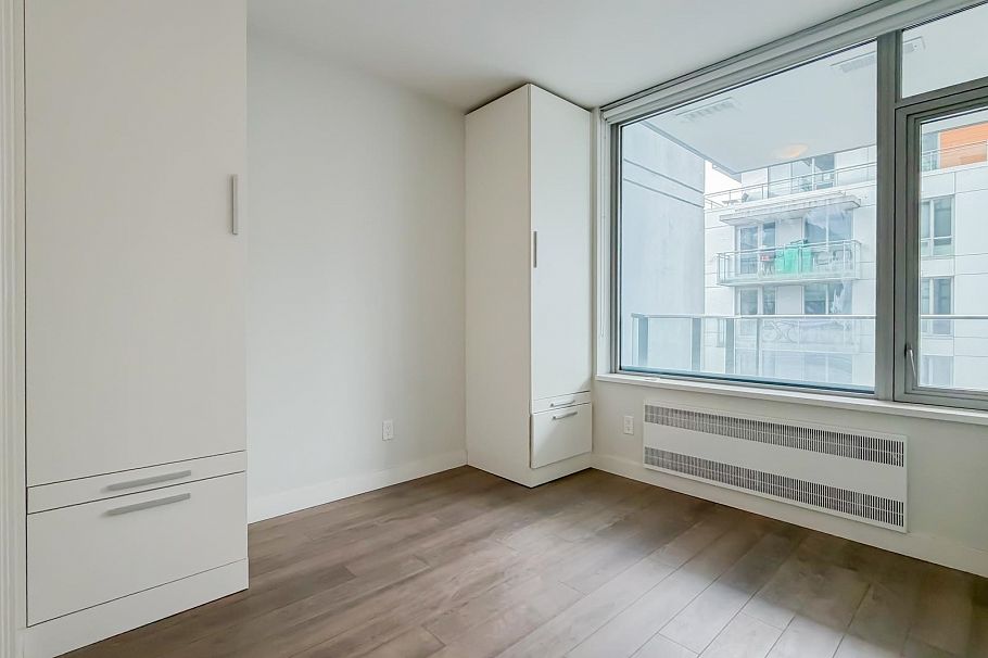 203 8031 Nunavut Lane Vancouver, BC - 7