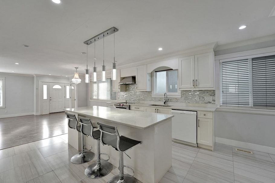 6805 Sherbrooke Street Vancouver, BC - 13