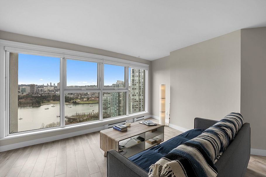 2705 1323 Homer Street Vancouver, BC - 3