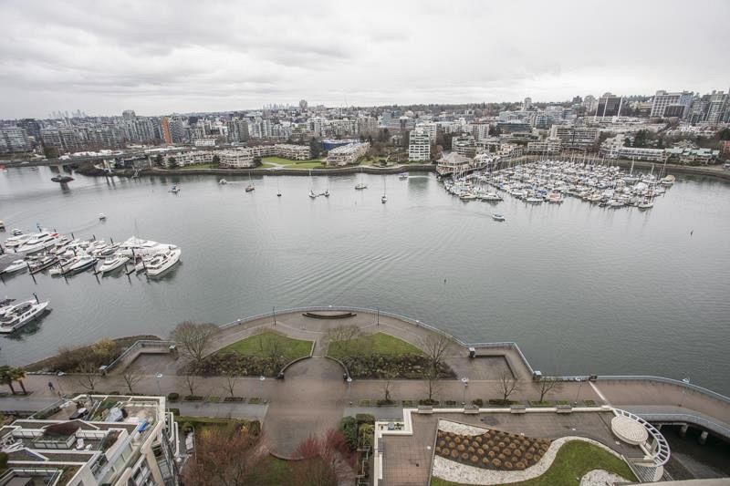 2005 1328 Marinaside Crescent Vancouver, BC - 25