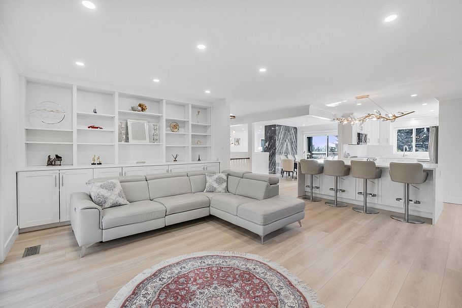 284 Montroyal Boulevard North Vancouver, BC - 15