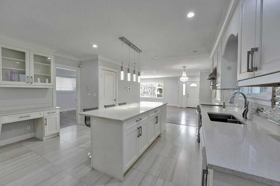 6805 Sherbrooke Street Vancouver, BC - 12