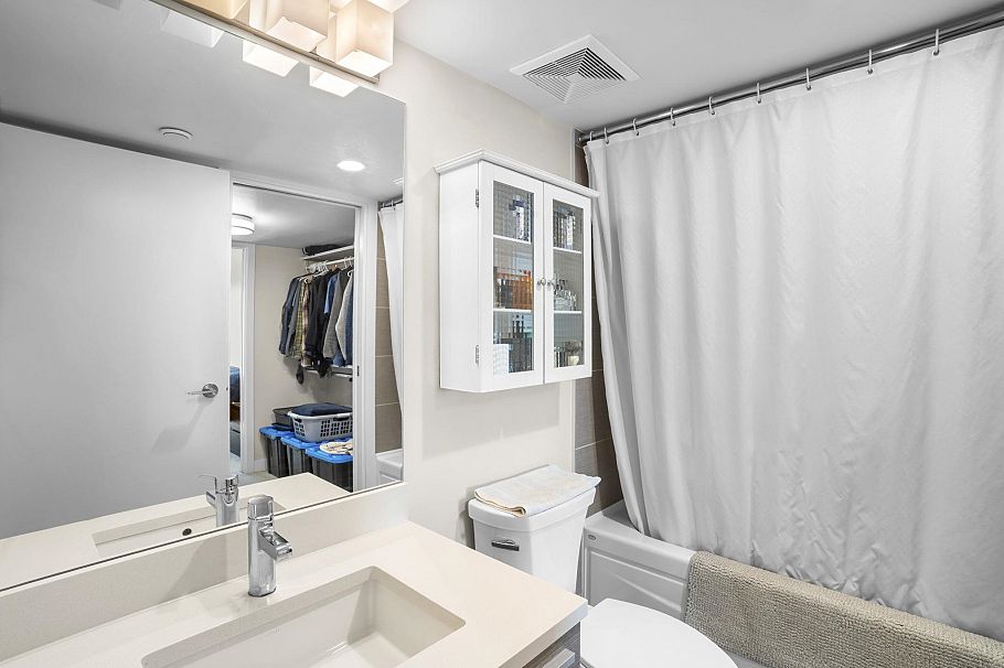 2705 1323 Homer Street Vancouver, BC - 24