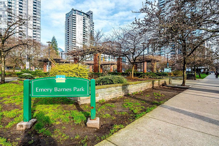 2703 1111 Richards Street Vancouver, BC - 37