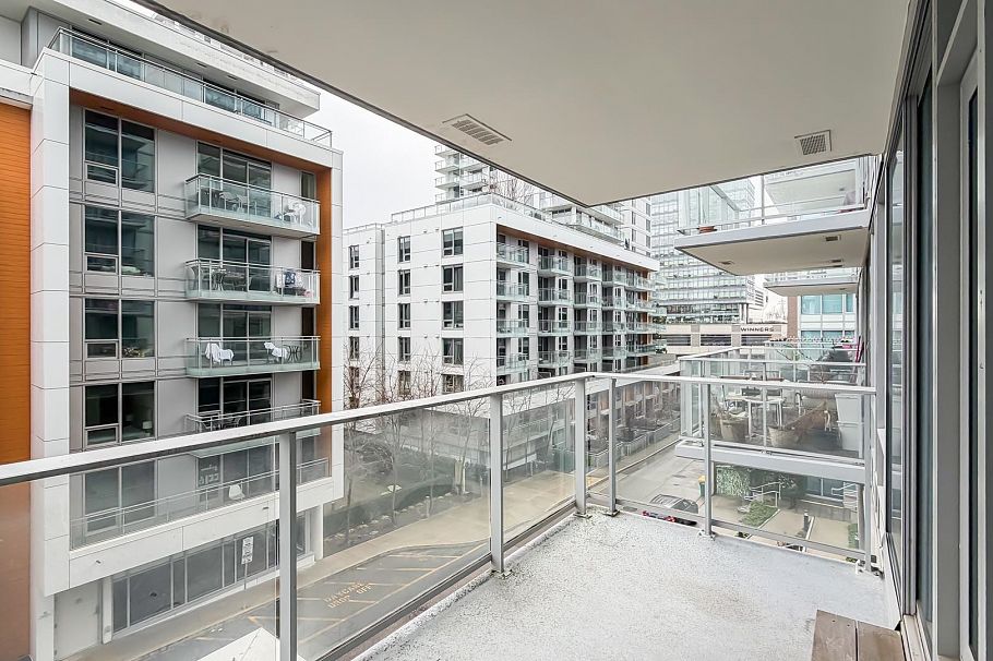 203 8031 Nunavut Lane Vancouver, BC - 12