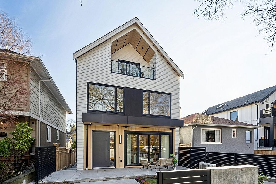 2 3036 W 13th Avenue Vancouver, BC - 30