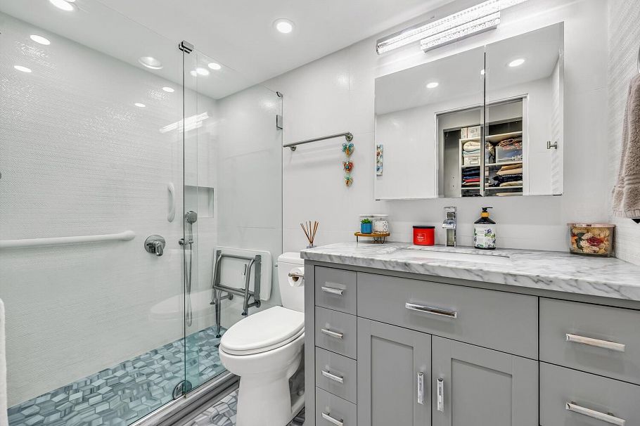 302 3461 Curle Avenue Burnaby, BC - 20