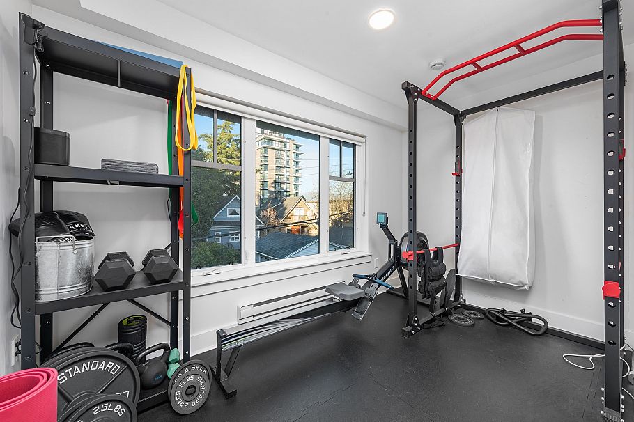 323 E 7th Avenue Vancouver, BC - 18