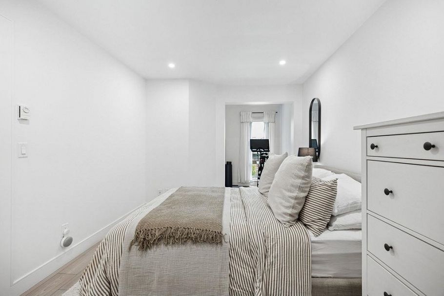 232 4550 Fraser Street Vancouver, BC - 20