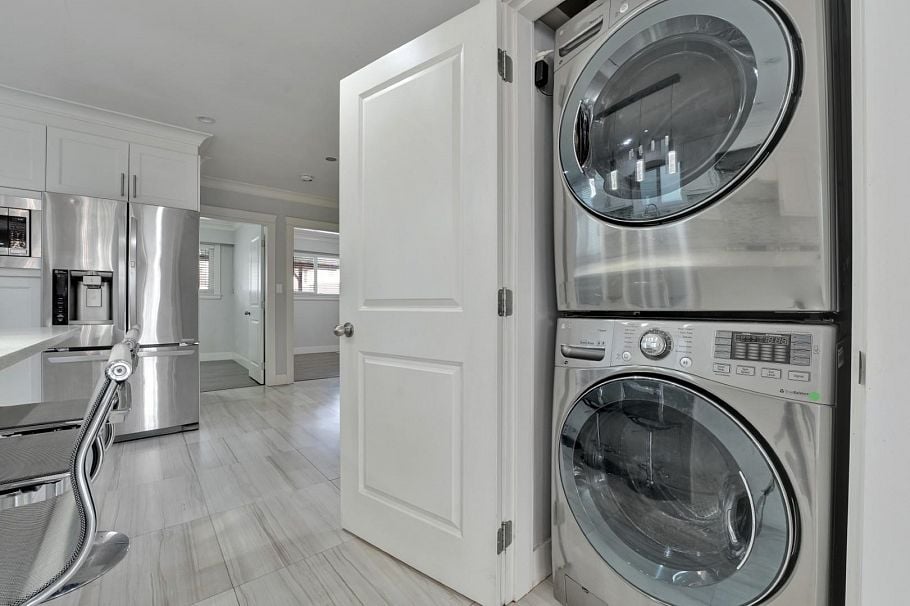 6805 Sherbrooke Street Vancouver, BC - 23