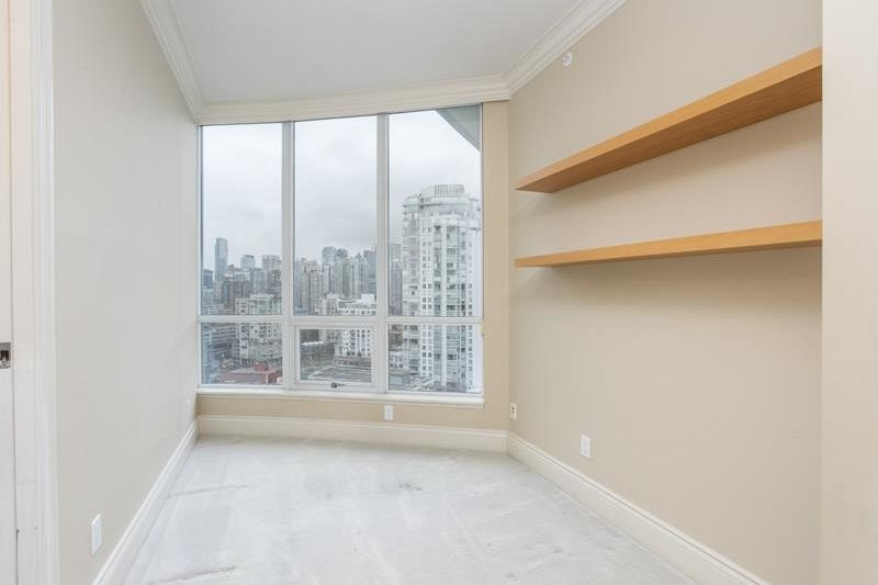 2005 1328 Marinaside Crescent Vancouver, BC - 13