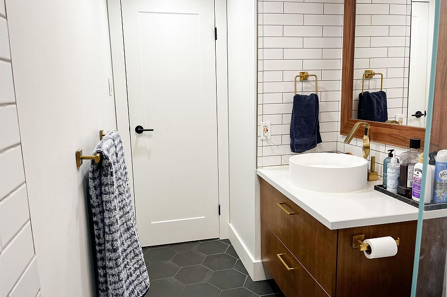 B307 1331 Homer Street Vancouver, BC - 12