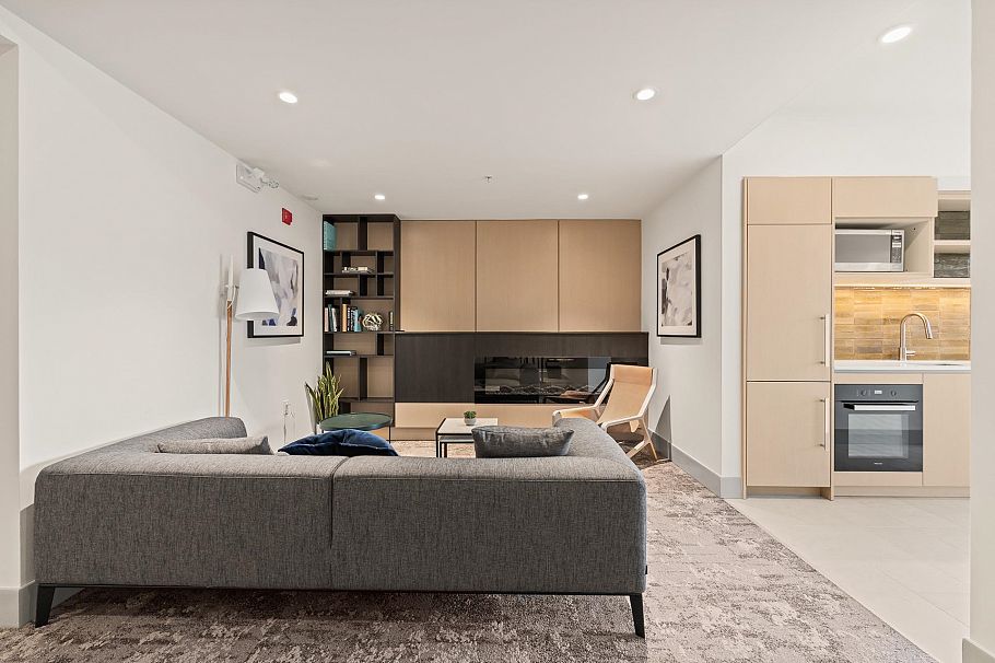 220 1981 Macdonald Street Vancouver, BC - 25