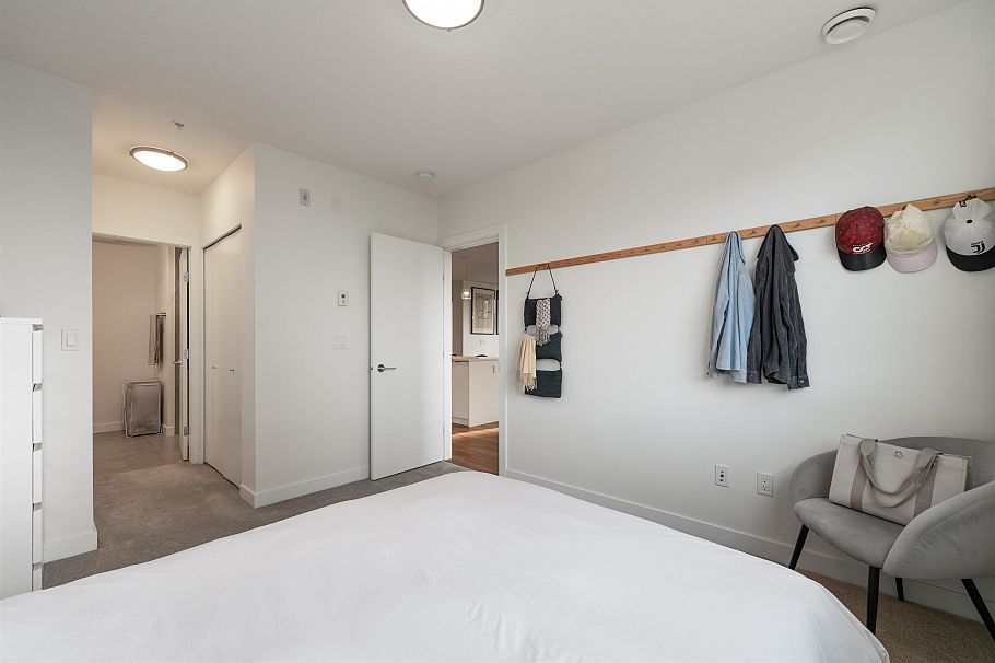 201 108 E 8th Street North Vancouver, BC - 15