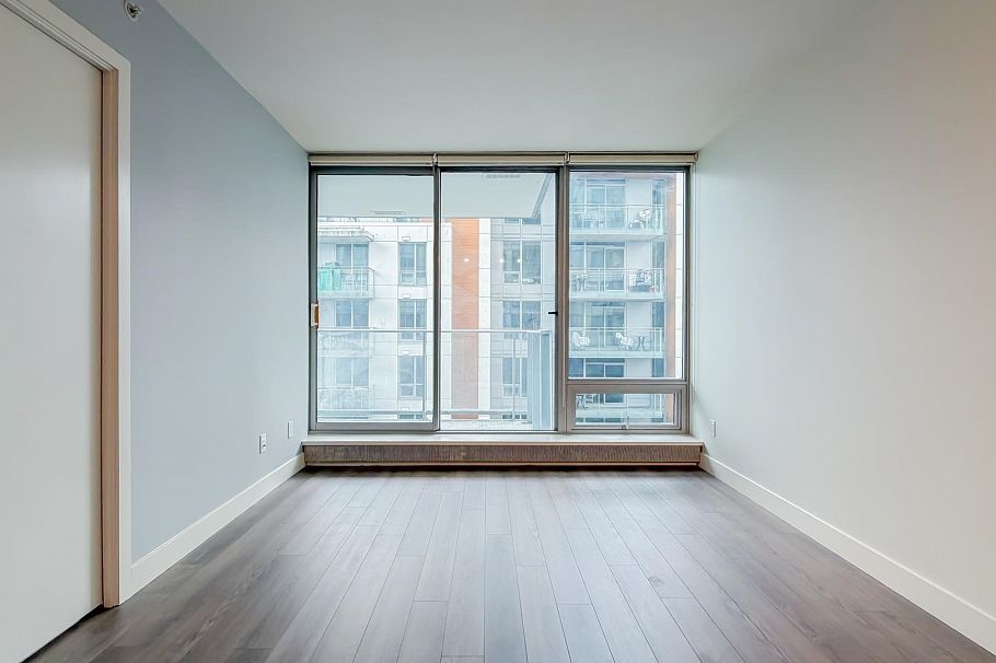 203 8031 Nunavut Lane Vancouver, BC - 4