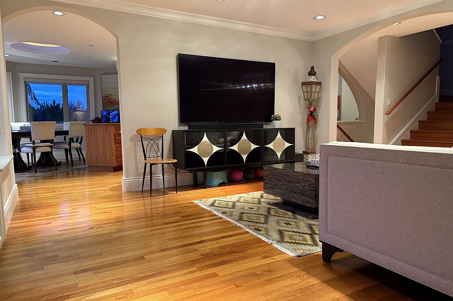 1822 Sasamat Street Vancouver, BC - 10