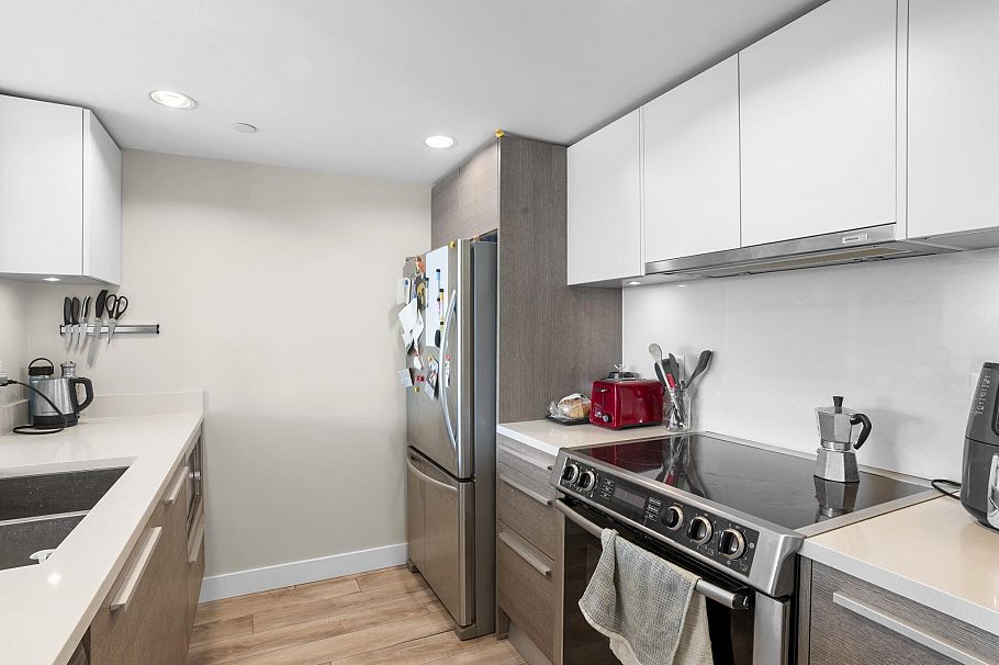 2705 1323 Homer Street Vancouver, BC - 12