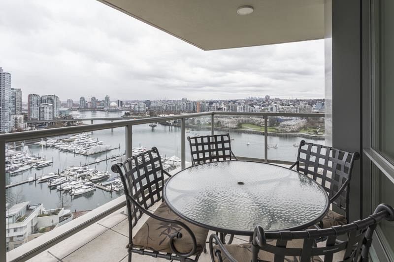 2005 1328 Marinaside Crescent Vancouver, BC - 22