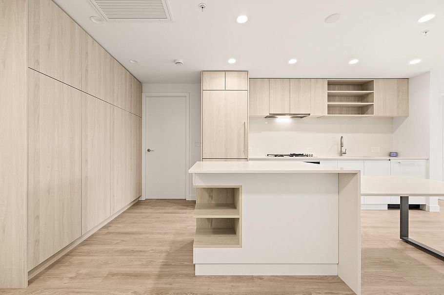 220 1981 Macdonald Street Vancouver, BC - 8