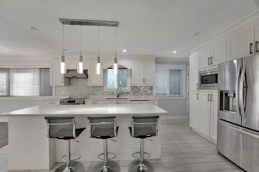 6805 Sherbrooke Street Vancouver, BC - 14