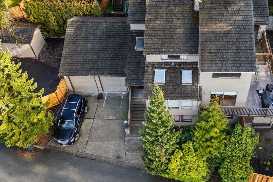 5600 Grousewoods Place North Vancouver, BC - 36