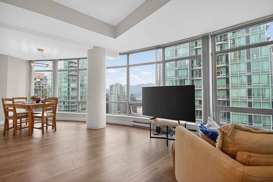 2205 1200 Alberni Street Vancouver, BC - 8